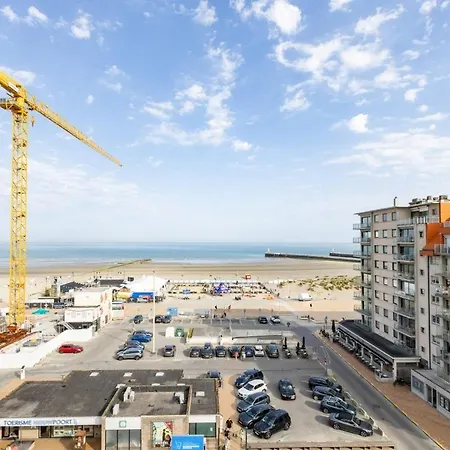 Sun-facing Penthouse With Ocean View Nieuwpoort