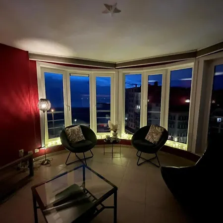 Sun-facing Penthouse With Ocean View *