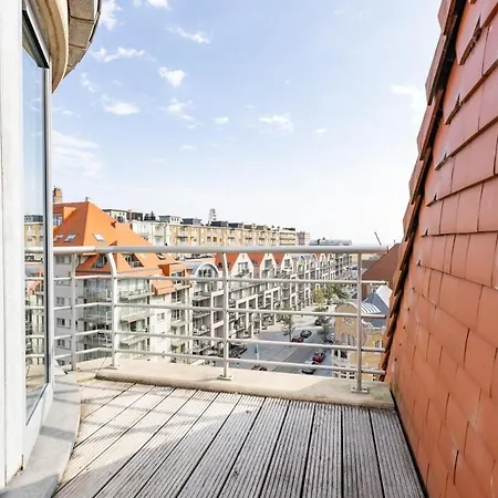 Sun-facing Penthouse With Ocean View *